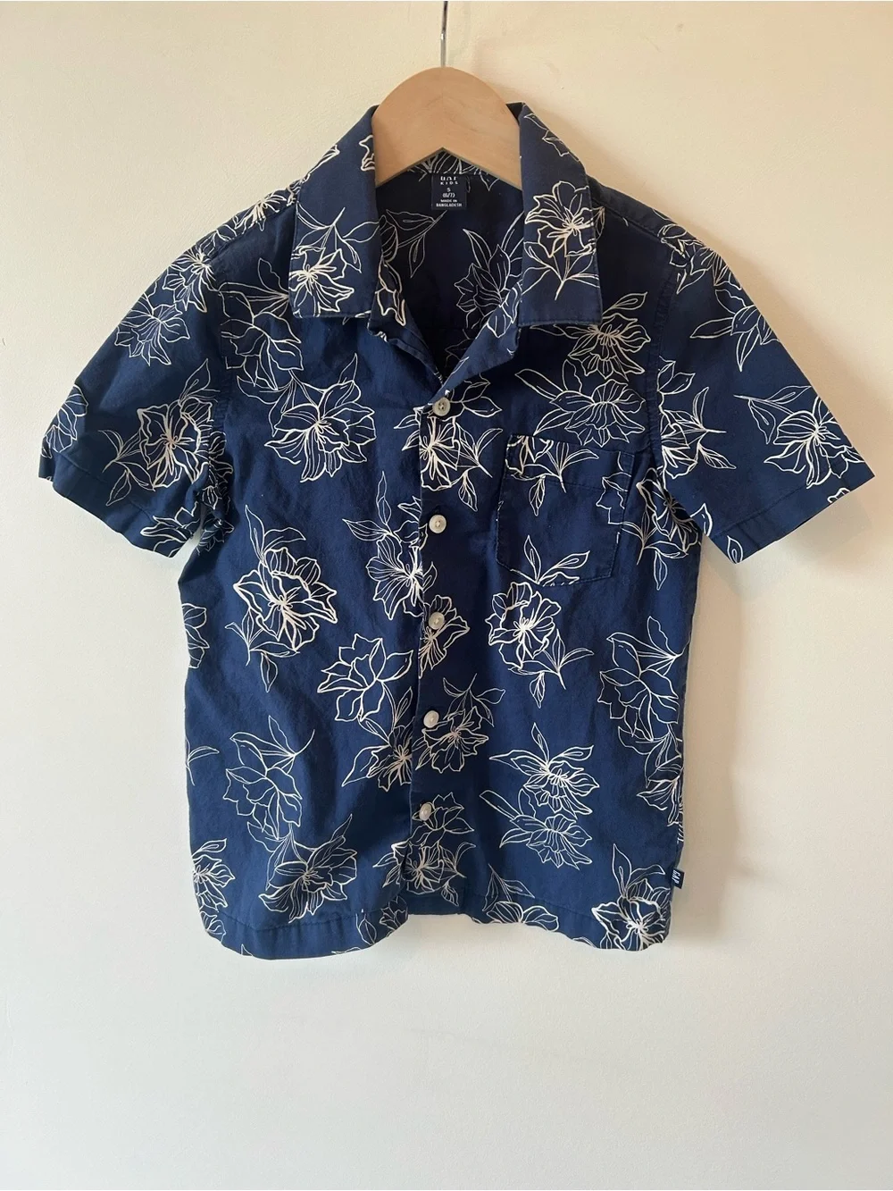 GAP Kids Navy Short-Sleeve Floral Button-Down Shirt